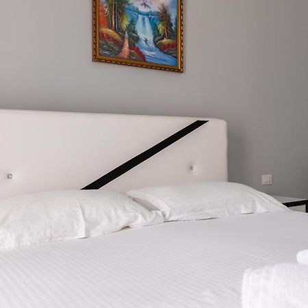 קסאמיל Hotel Artur2 מראה חיצוני תמונה